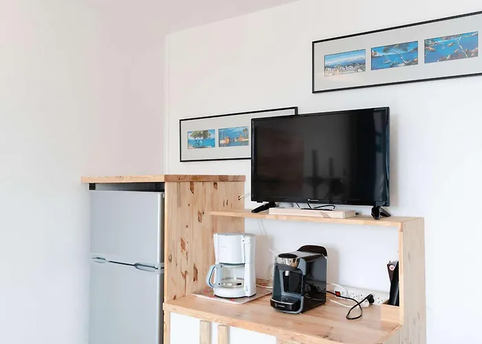 T2 Bord De 2 Pers, Animaux Admis, Parking Public, Location Draps & Serviettes - Fr-1-409-25 * Narbonne-Plage